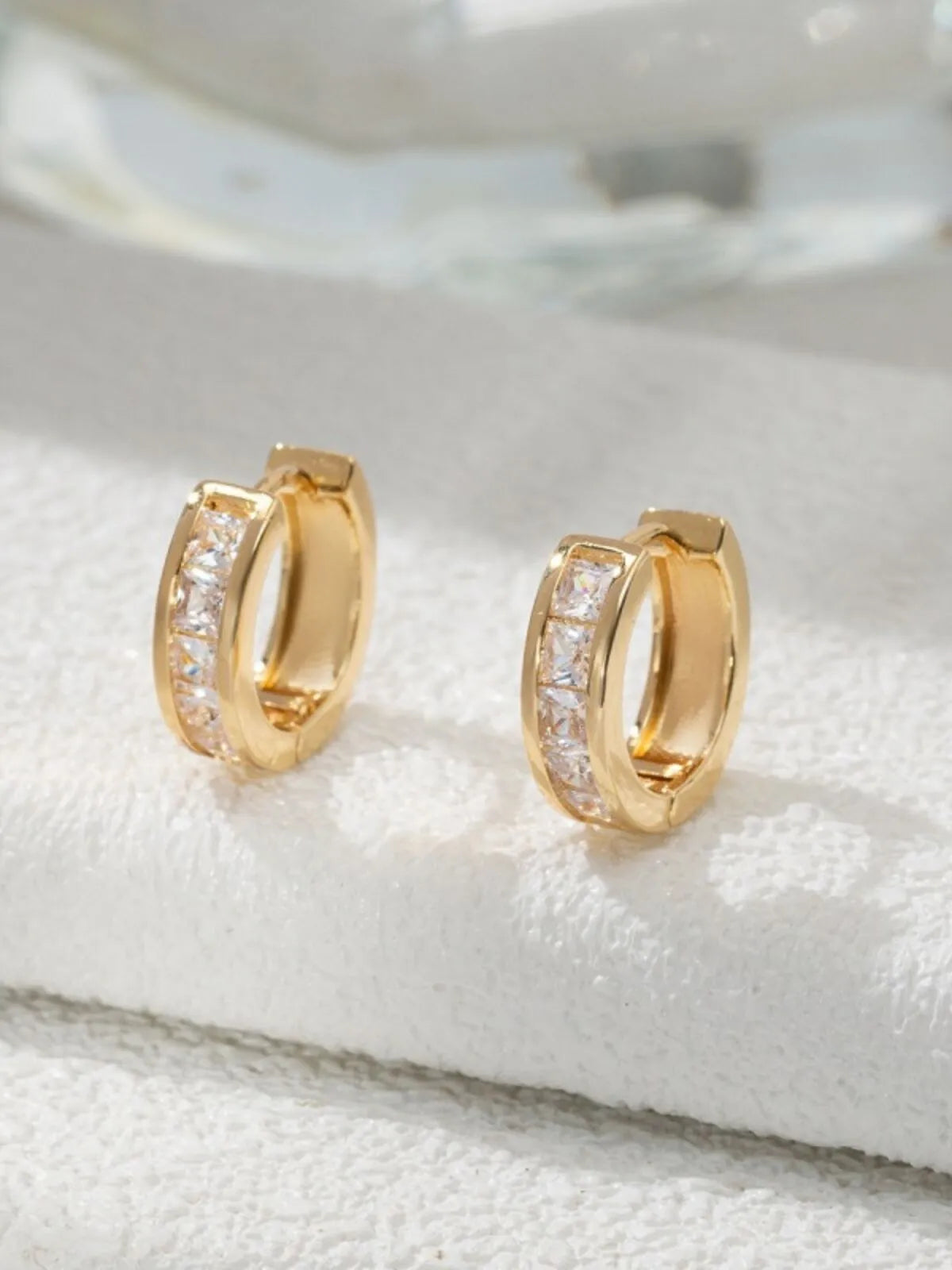 18k White Gold Plated Silver Simulated Diamond Crystals Huggie Hoop Earrings