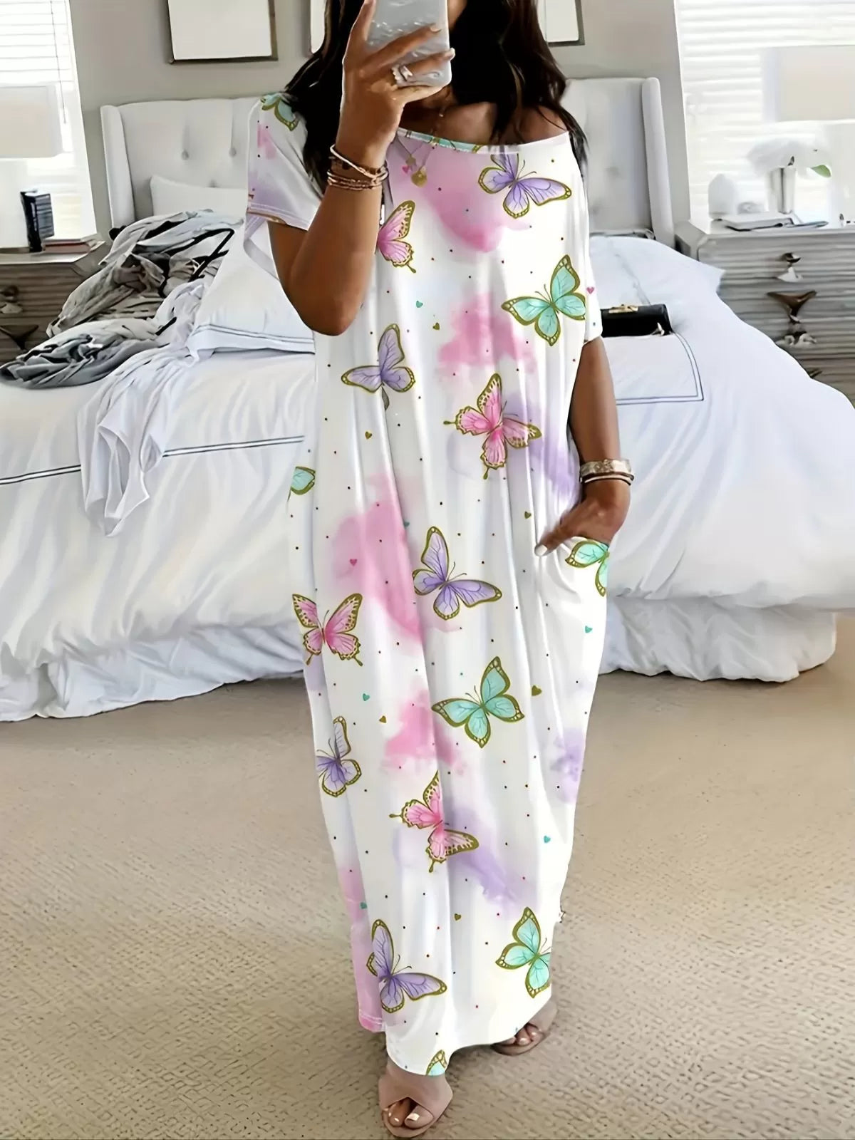 Plus Size Casual Loose Butterfly & Heart Print Nightgown
