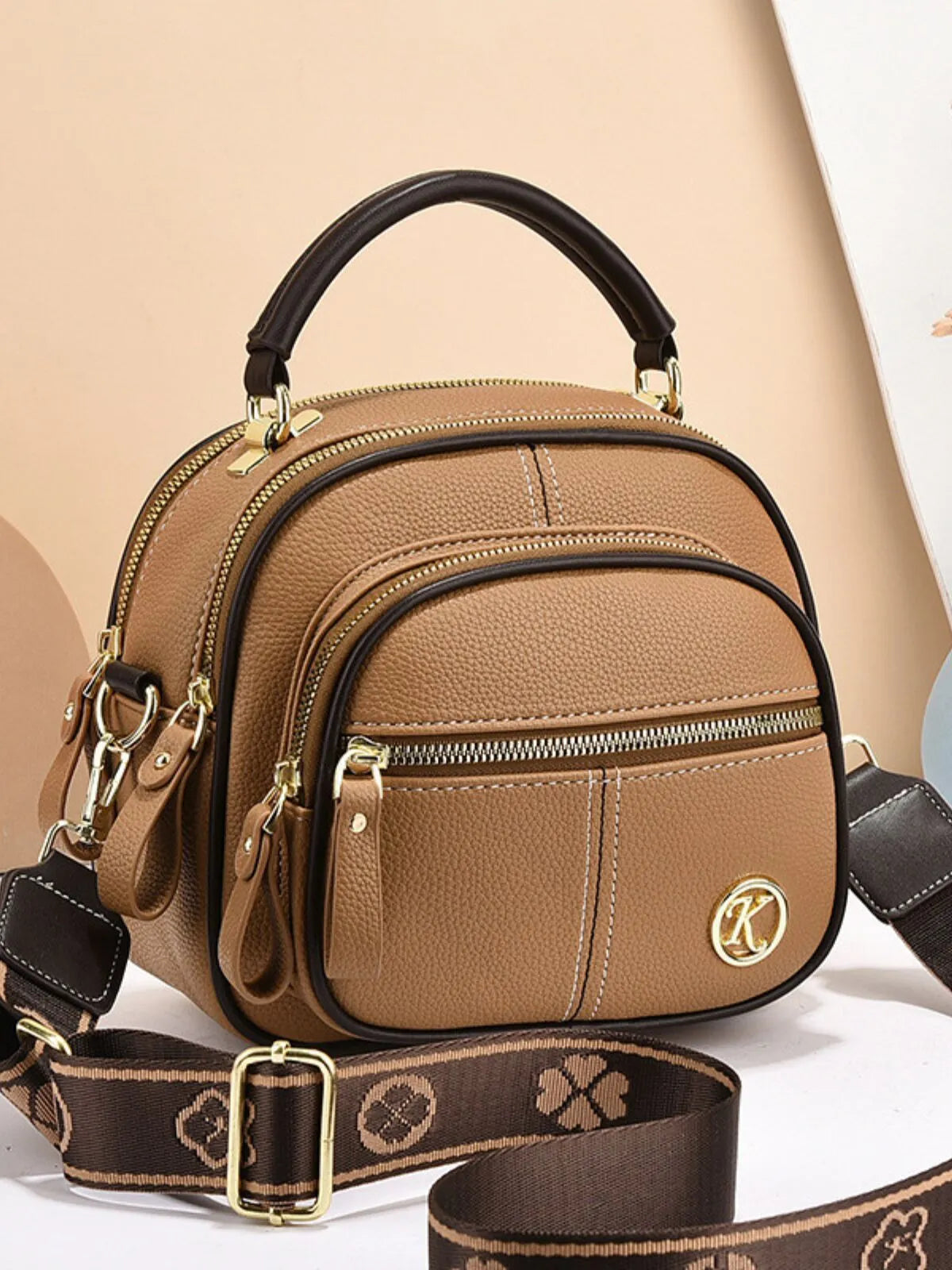 1pc Solid Pu Leather Metal Button Crossbody Bag