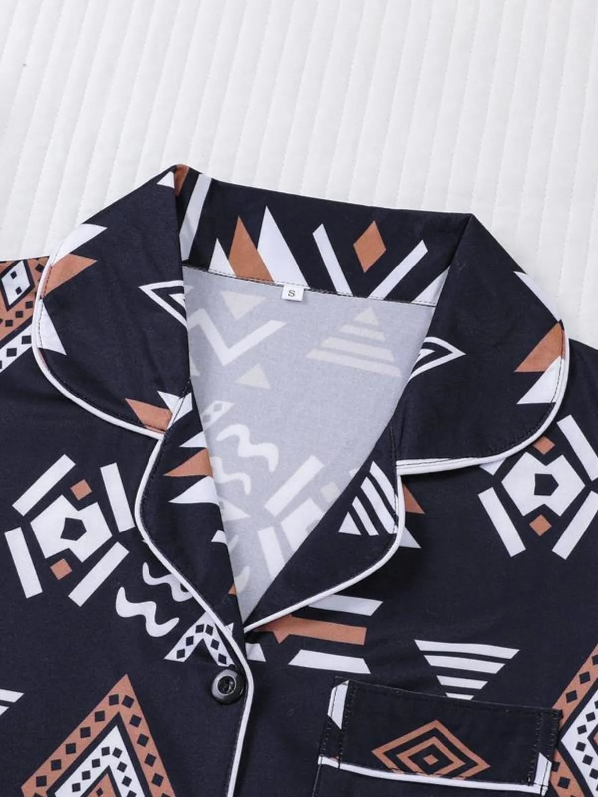 2pcs Casual Comfy Short Sleeve Button Geometric Pajama Shorts Set