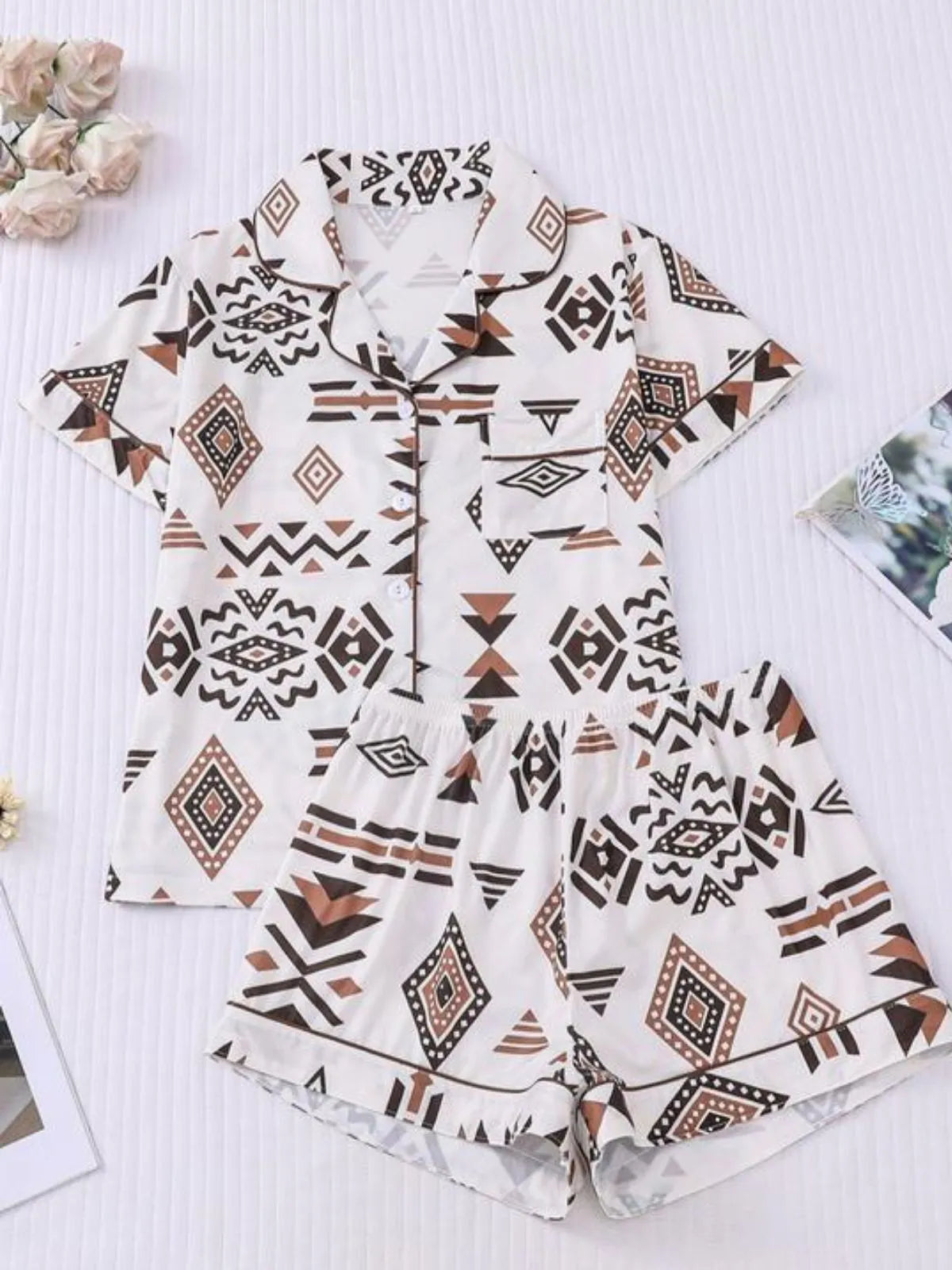 2pcs Casual Comfy Short Sleeve Button Geometric Pajama Shorts Set