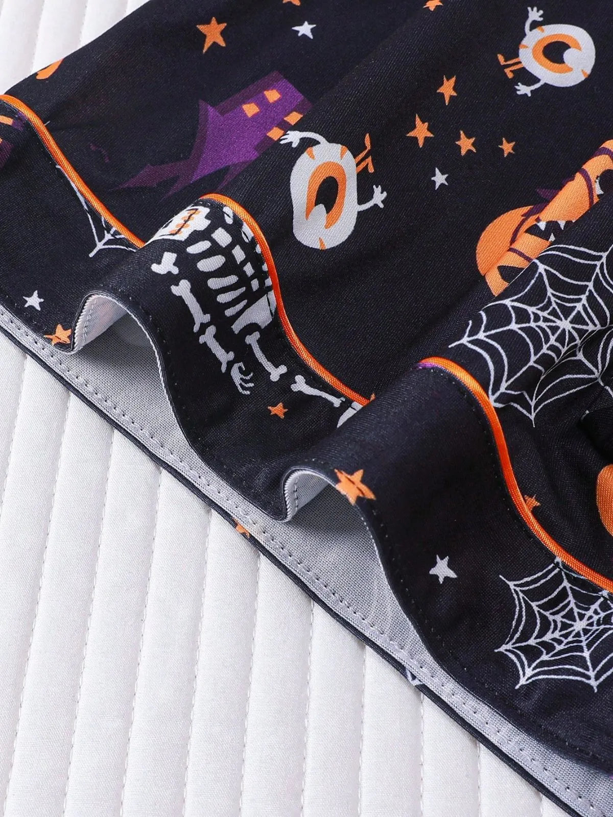 Halloween Women's Sleepwear Set, Soft Button Front Shirt & Elastic Shorts