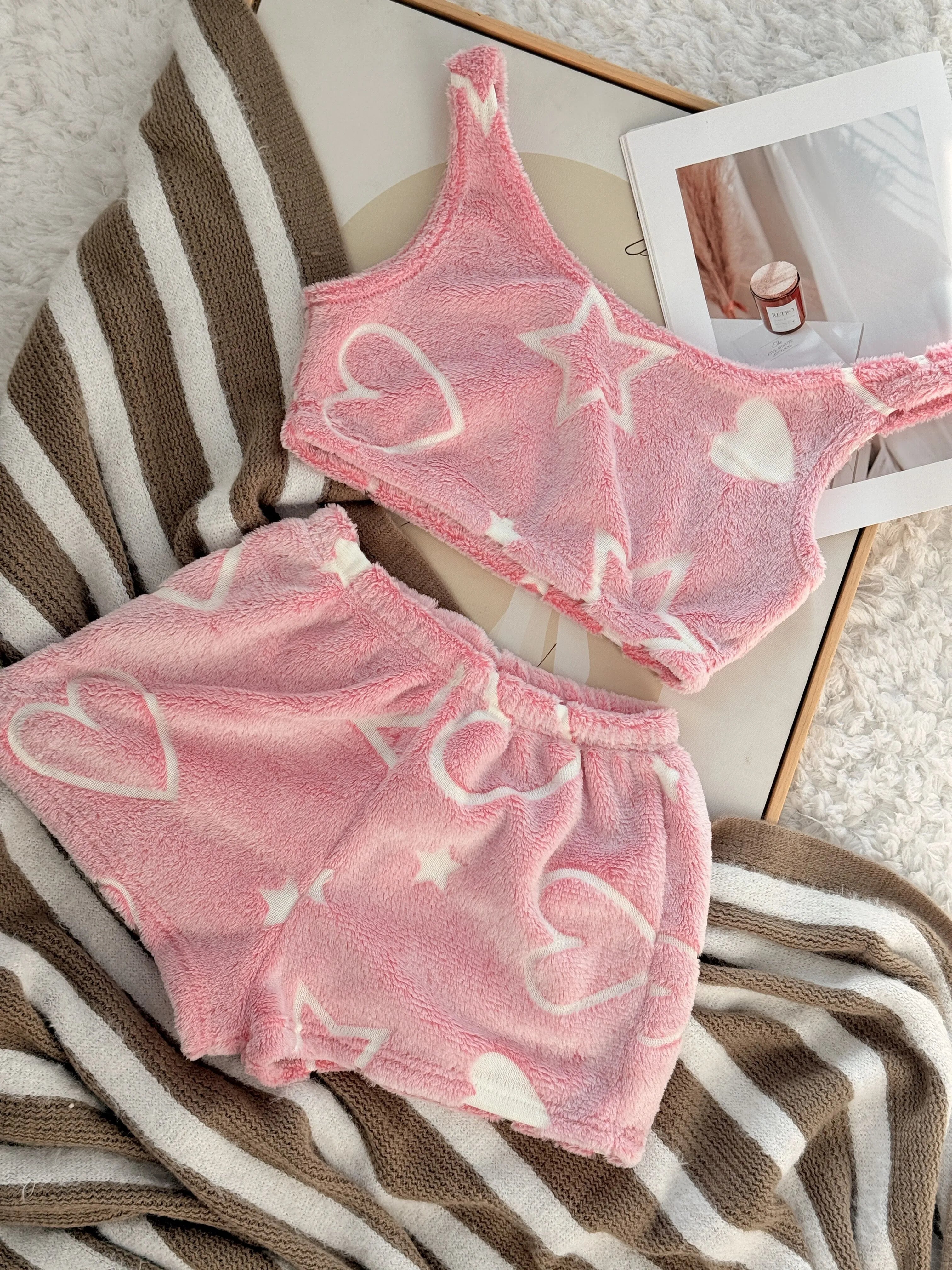 2pcs Star Heart Print Glow in The Dark Crop Fluffy Pajama Shorts Set, Casual Fit Comfortable Loungewear