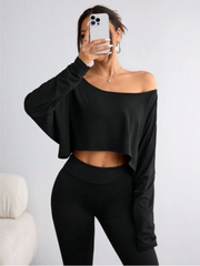 Solid Slashed Batwing Oblique Shoulder Long Sleeve Cropped T-Shirt