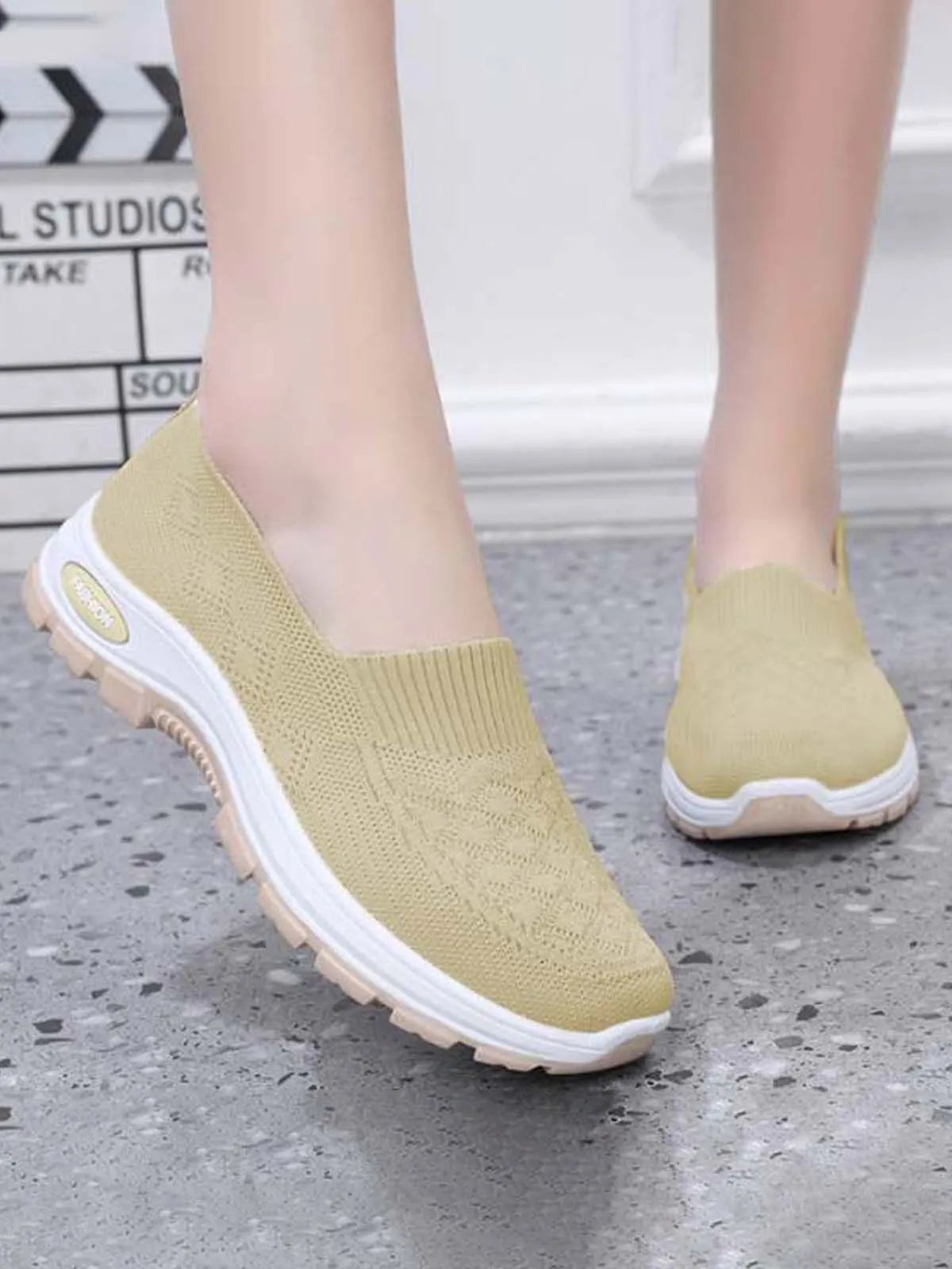Casual Lightweight Breathable Pull On Sport Flats