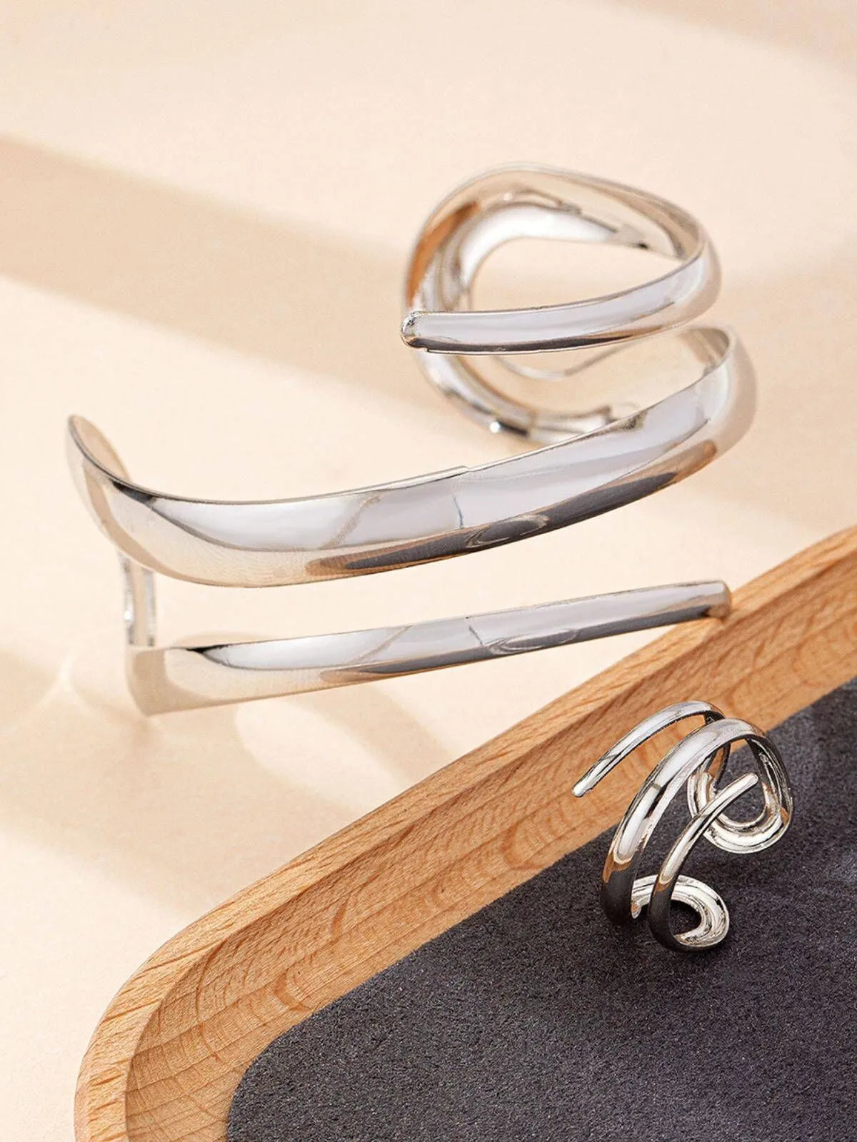 Casual Style 2pcs Solid Lron Bracelet & Ring Accessories Set