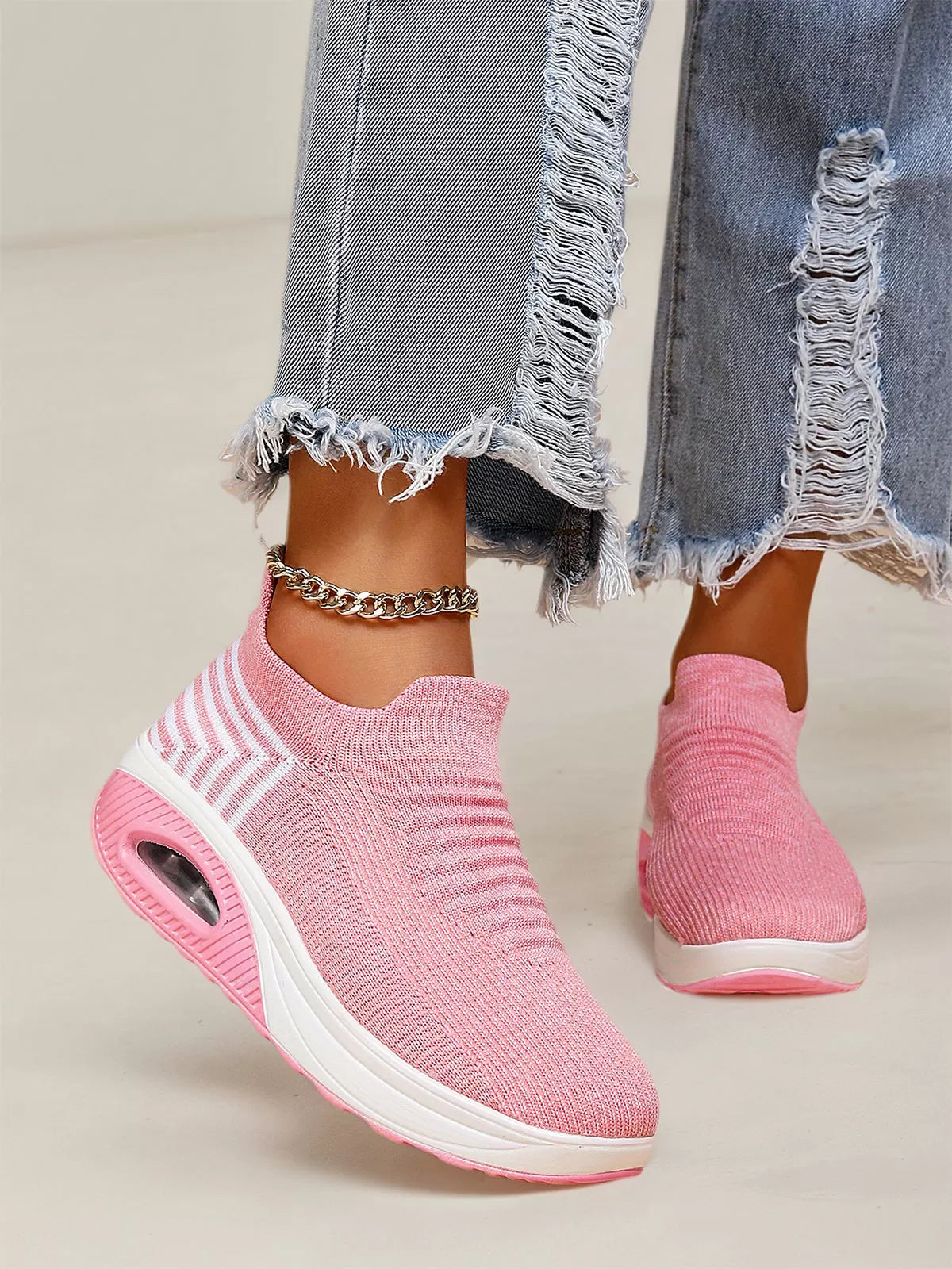Casual Style Low-cut Breathable Round Toe Pink Sneakers