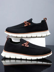 Solid Mid-cup Round Toe Knit Sneakers
