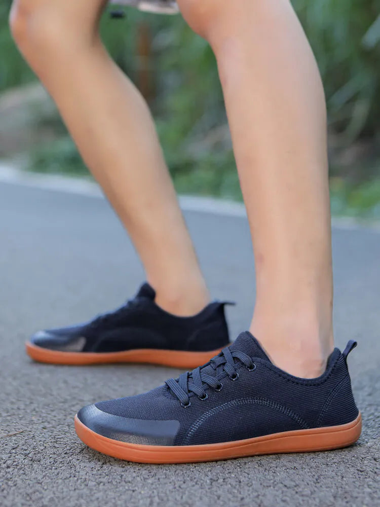 Mid-cup Flat Heel Round Toe Sneakers