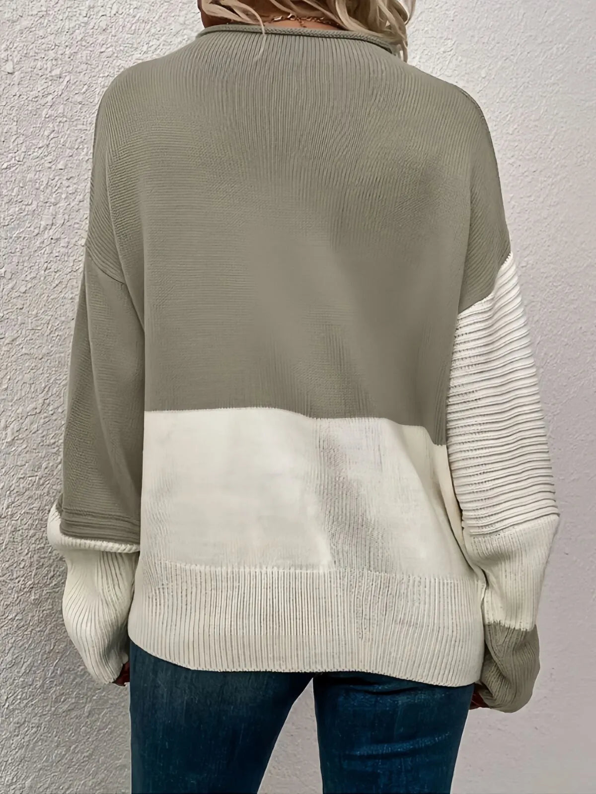 Colorblock Rib-knit Round Neck Drop Shoulder Knitwear Sweater