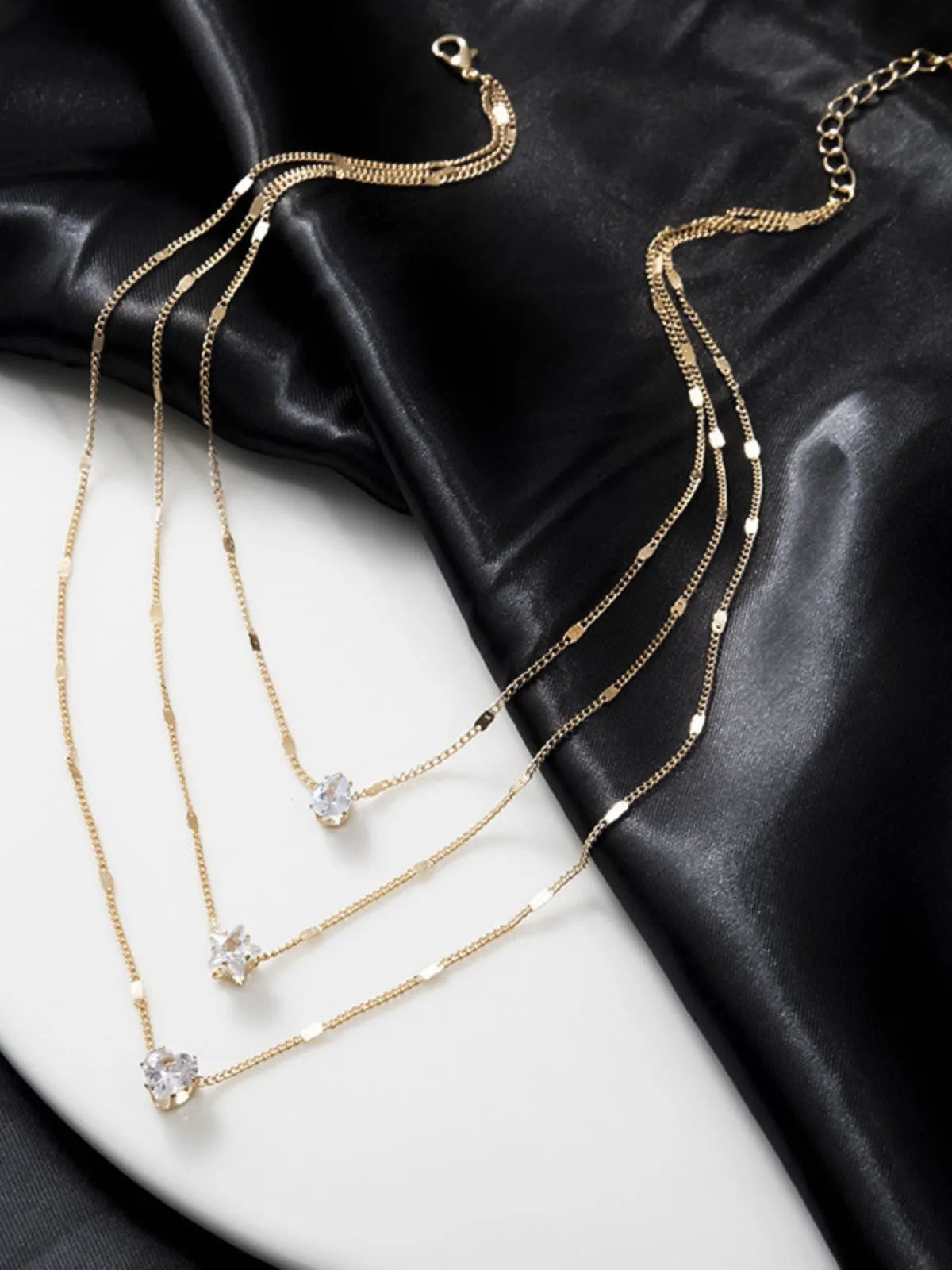 Dainty Gold Layering Zinc Alloy Chain 1pc Necklace 