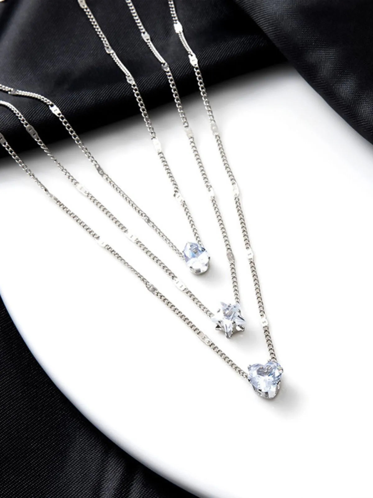 Dainty Gold Layering Zinc Alloy Chain 1pc Necklace 