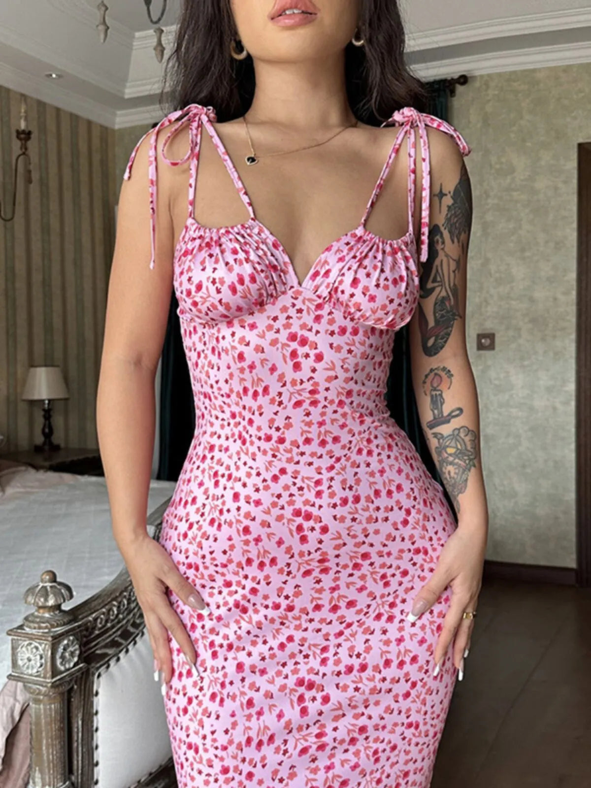 Ditsy Floral Elegant Backless Lace-up Spaghetti Strap Bodycon Dress