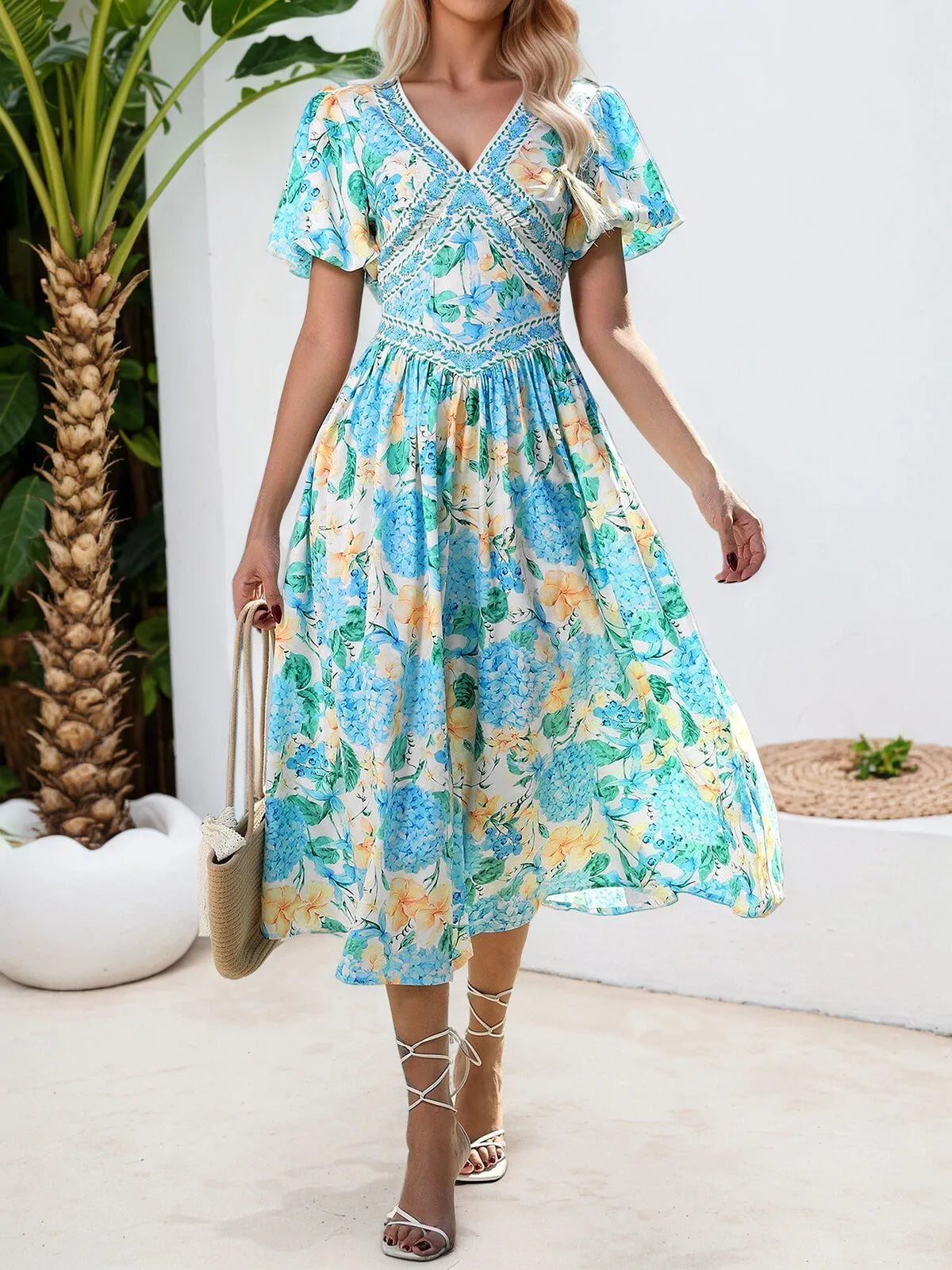 Ditsy Floral Elegant Wrinkle V-neck Puff A-line Dress