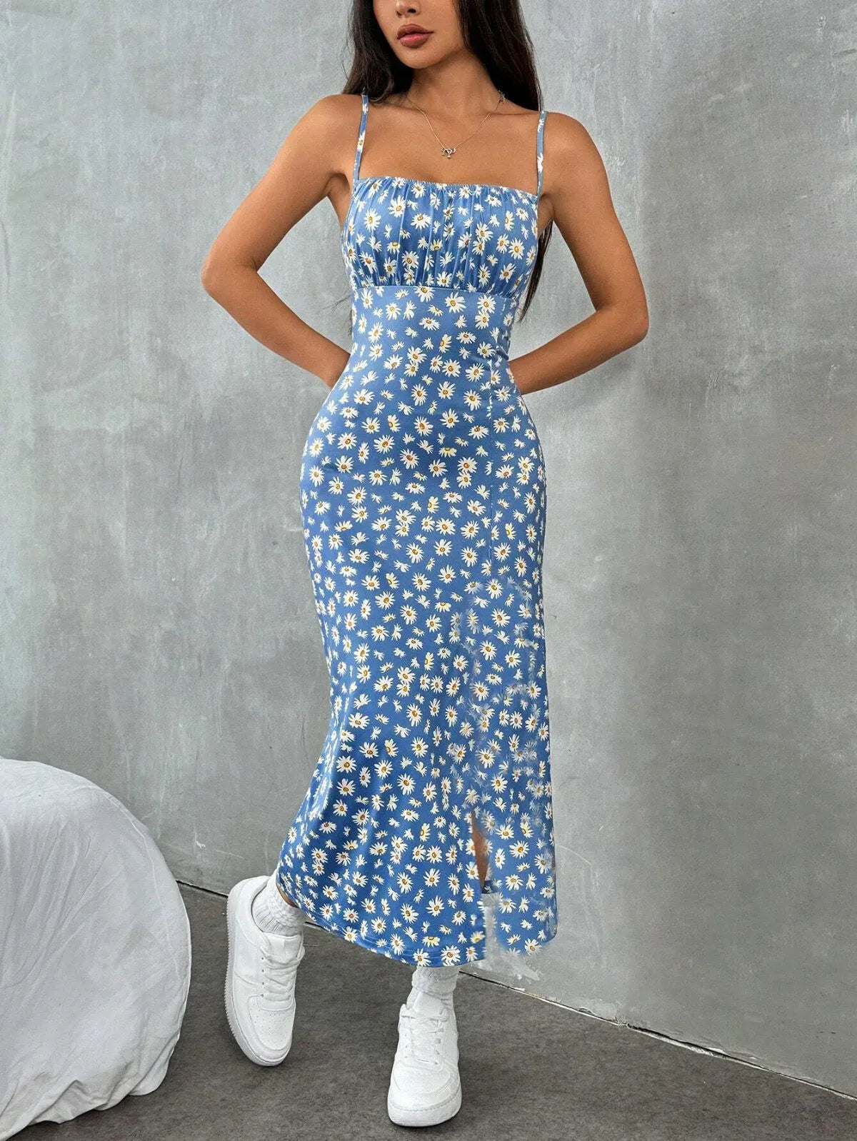 Ditsy Floral Spaghetti Strap Bodycon Dress