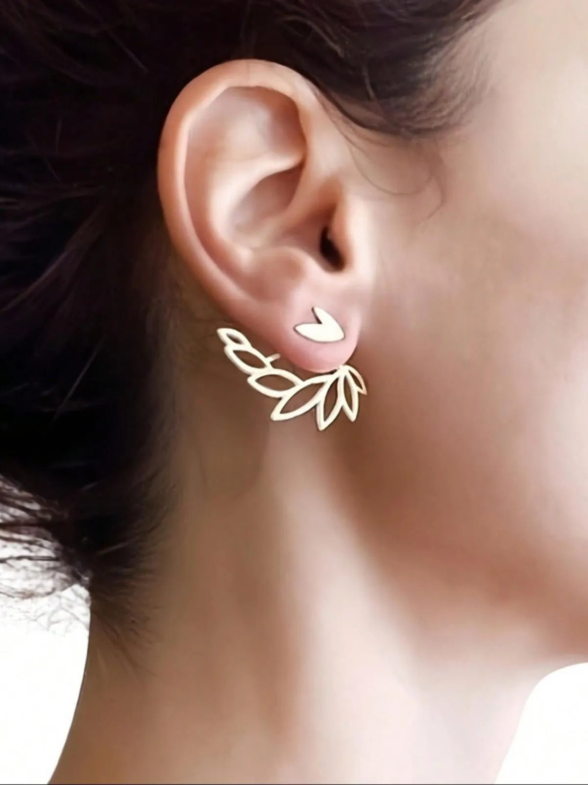 Elegant Style 1 Pair Copper Stud Earrings