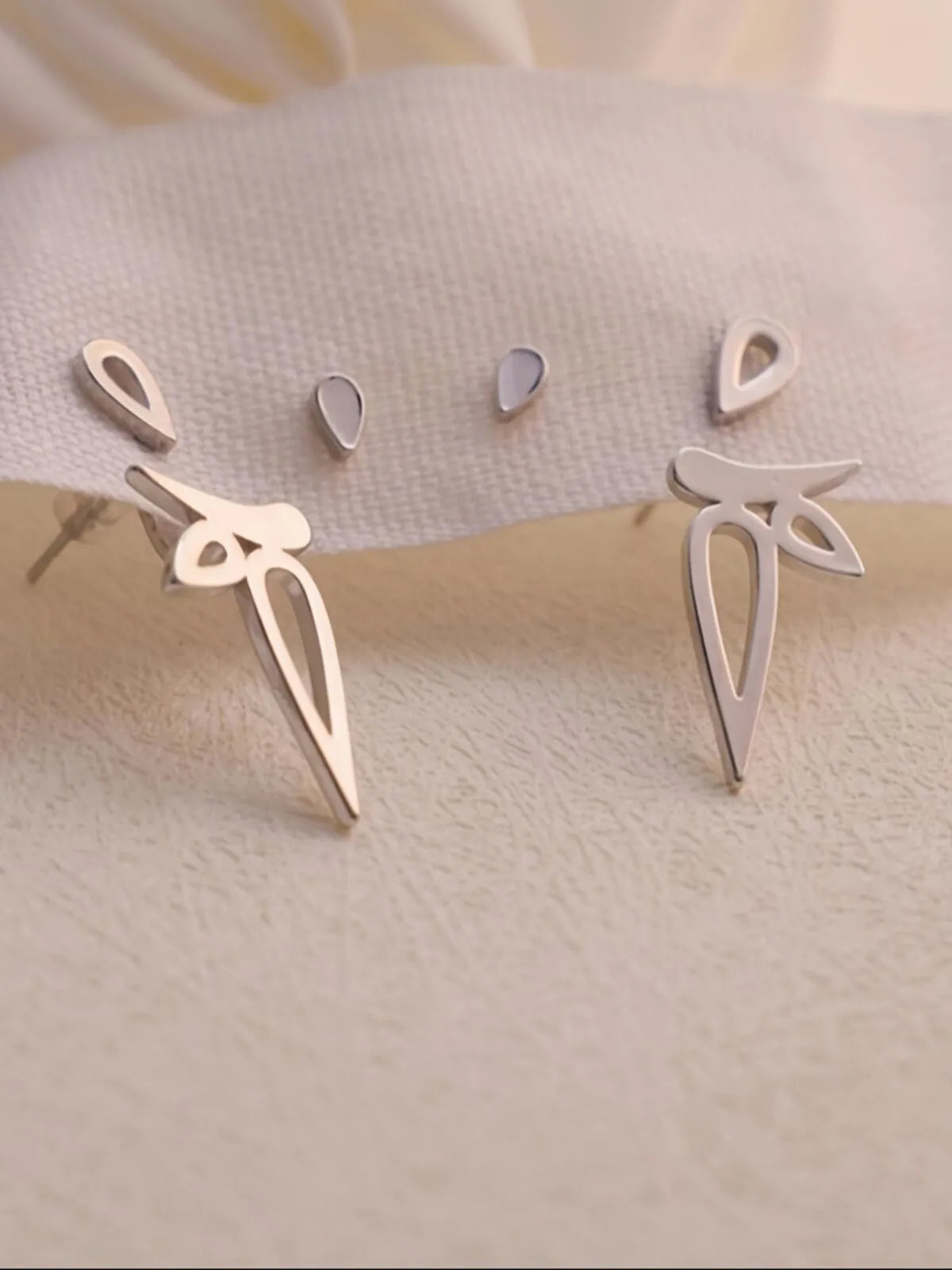 Elegant Style 1 Pair Copper Stud Earrings