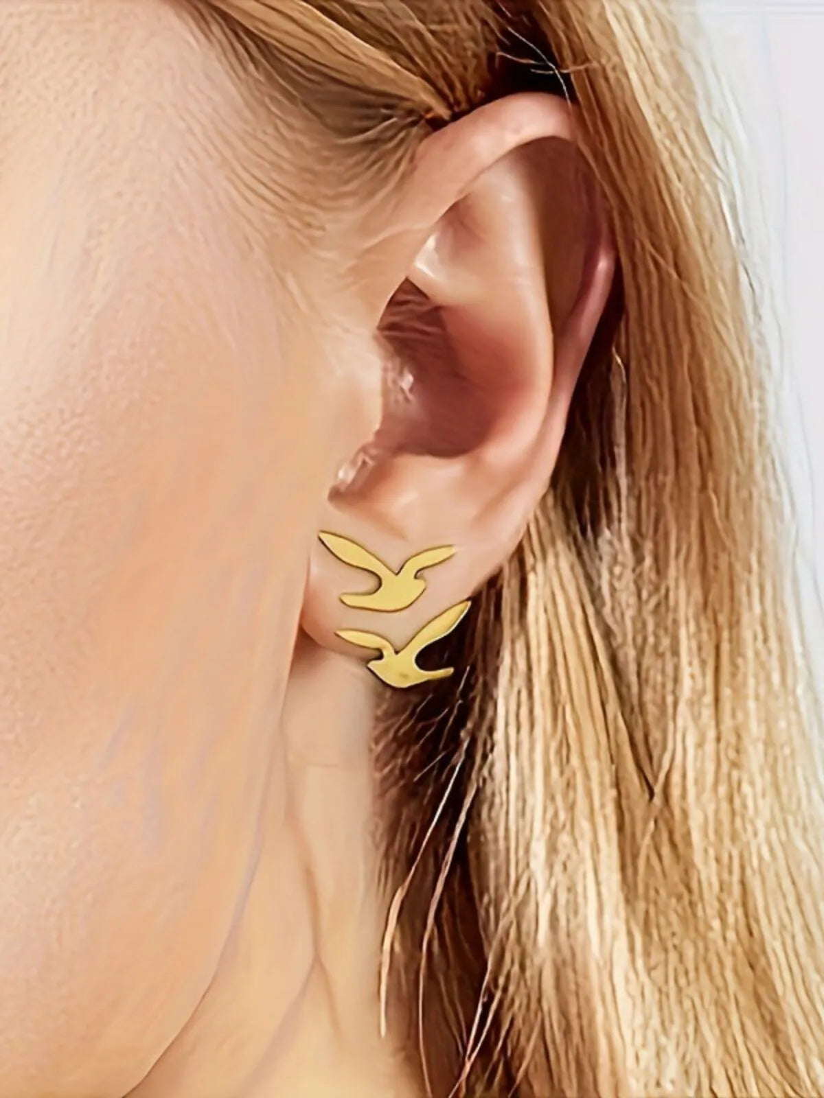 Elegant Style 1 Pair Copper Stud Earrings
