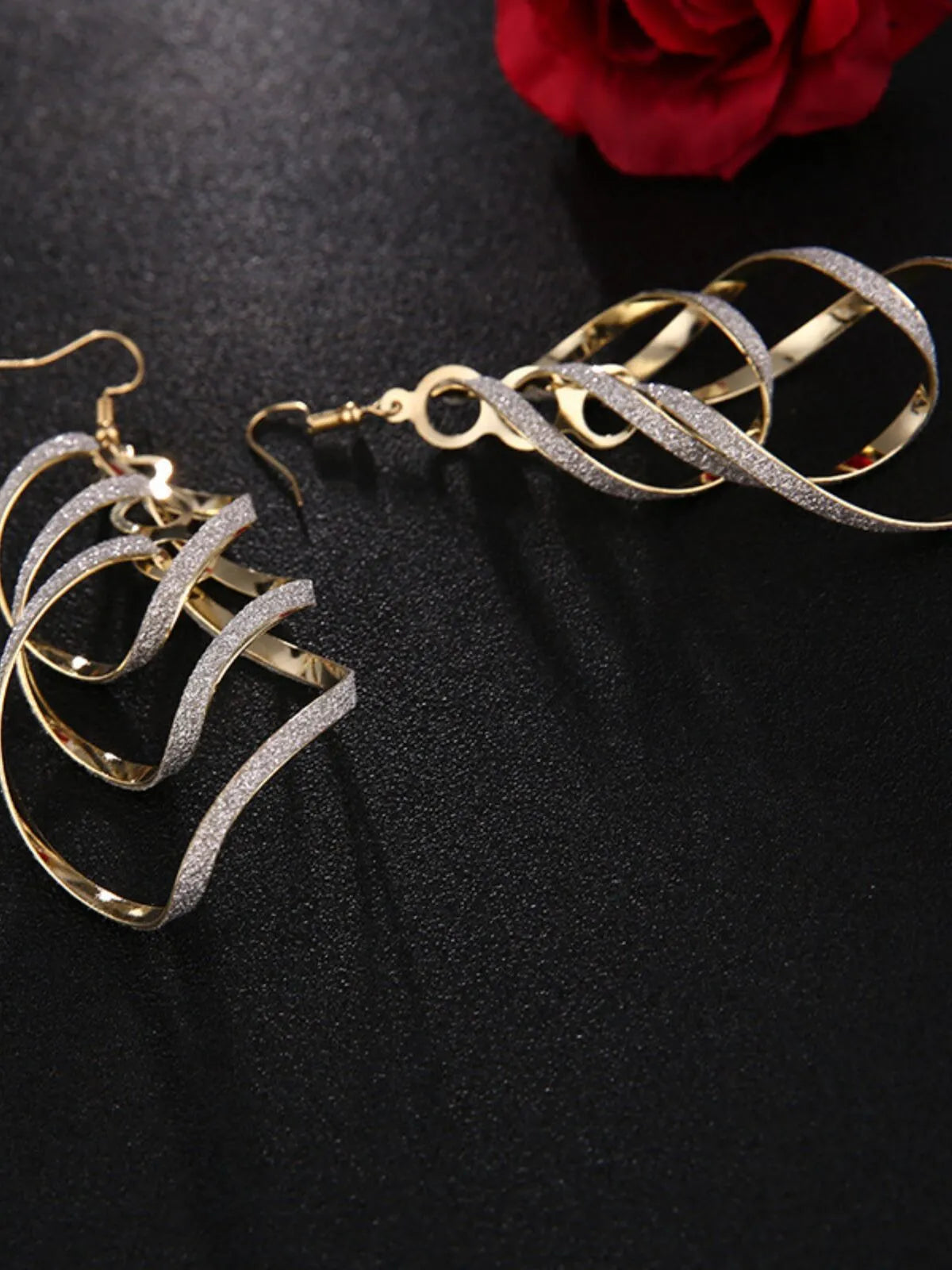 Minimalist Hollow Grommet Iron 1 Pair Earrings