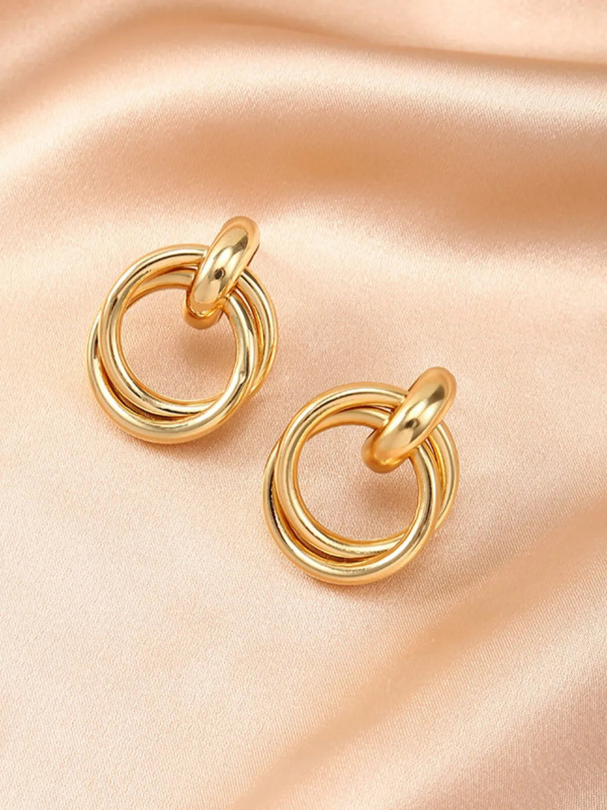 Elegant Style 1 Pair Lron Earring
