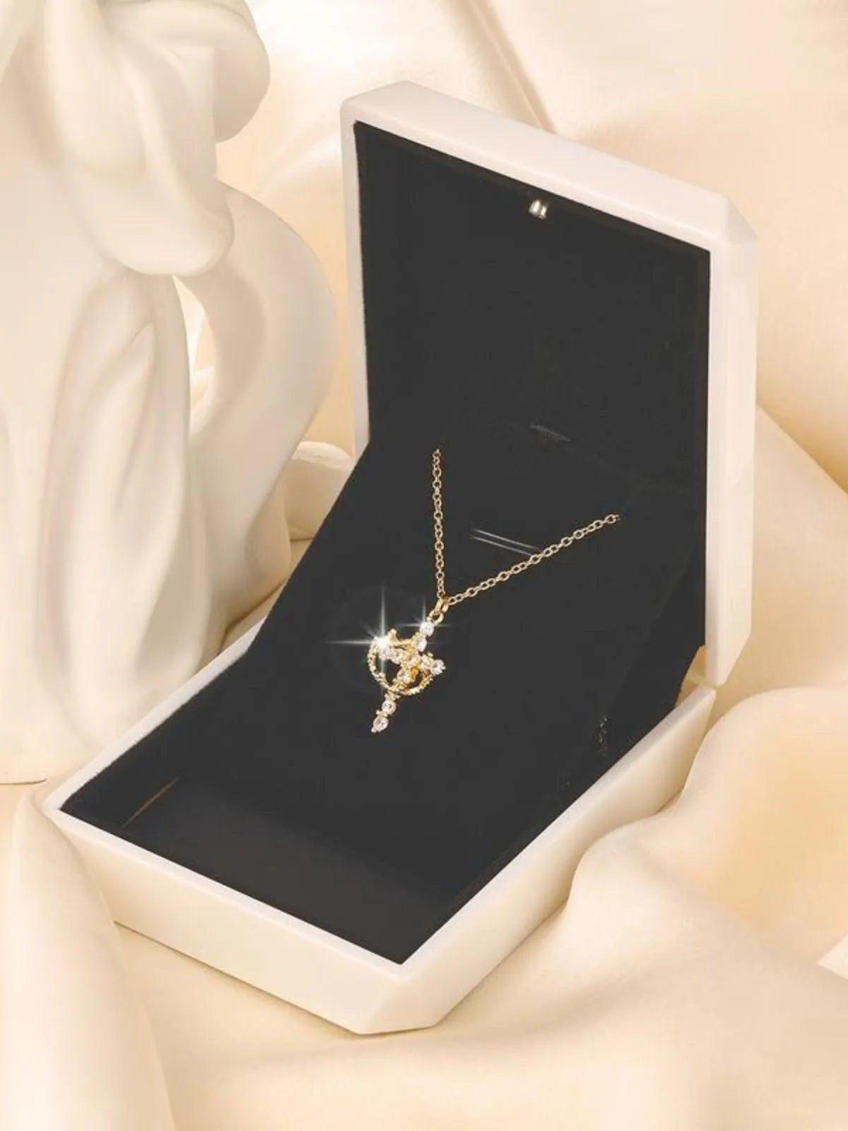 1pc Simple Crown Cross Pendant All-match Exquisite Jewelry Necklace for Women & Men