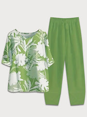 Floral Round Neck Blouse & Solid Pants