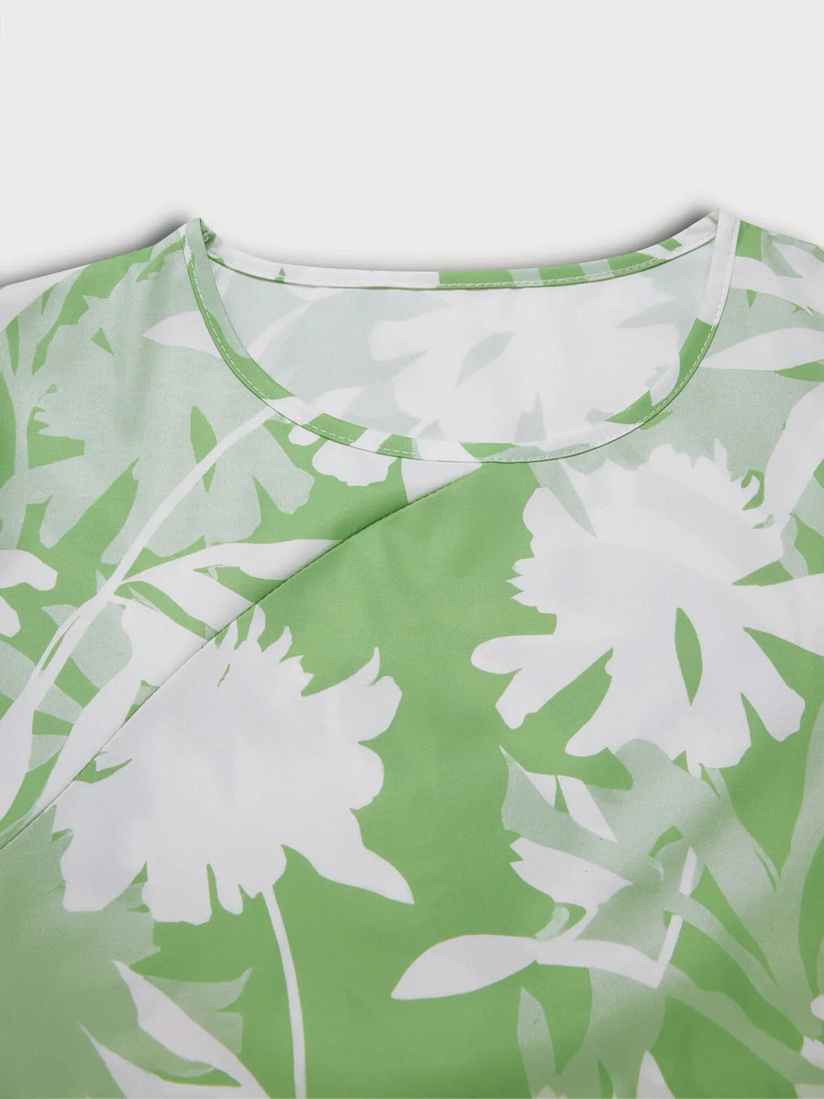 Floral Round Neck Blouse & Solid Pants