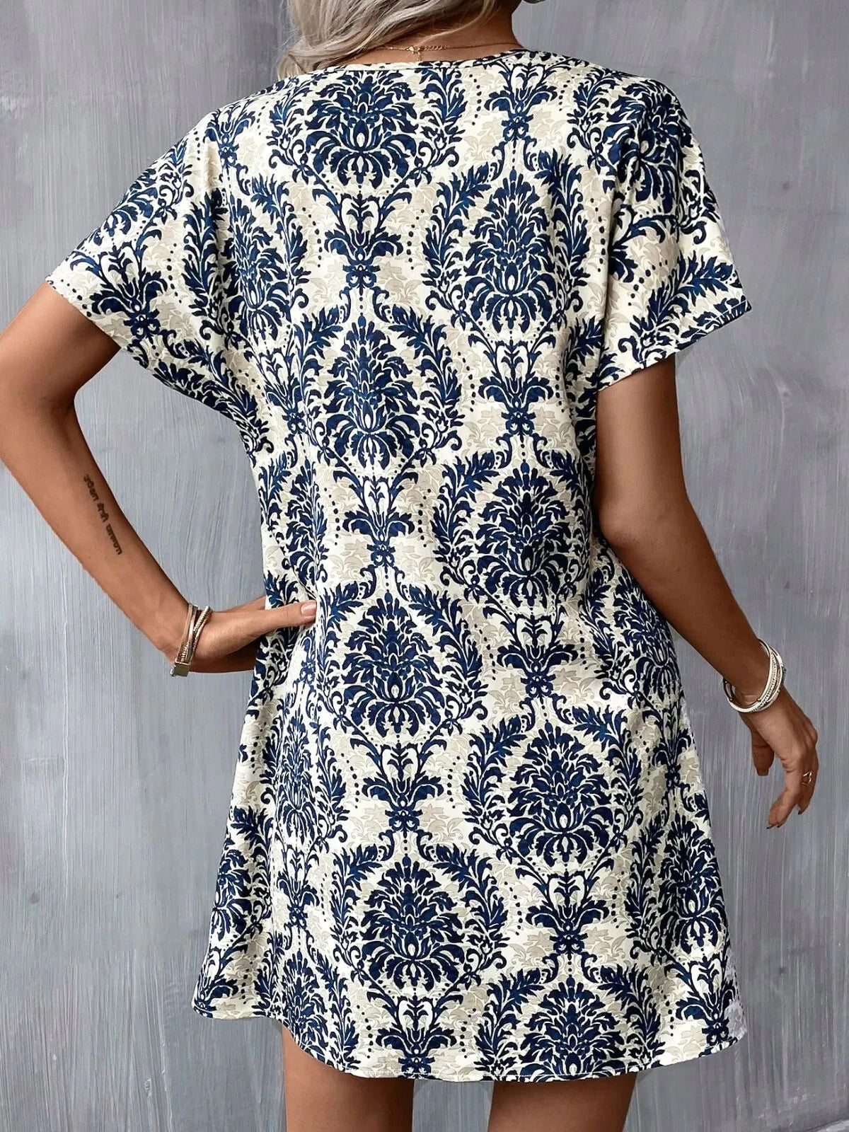 Floral Notched Batwing Sleeve Shift Dress