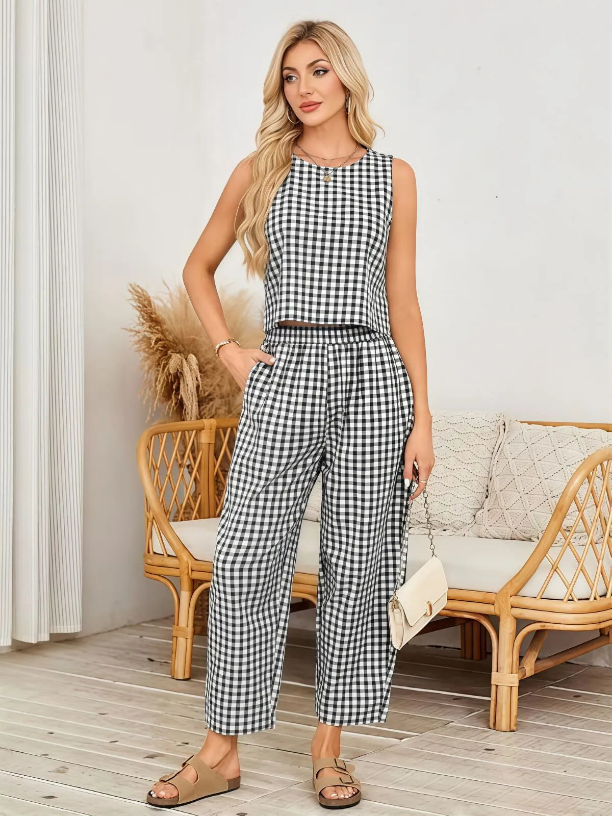 Gingham Plaid Round Neck Pocket Sleeveless Crop Tank & Gingham Plaid Wide Leg Pants, Women 2 Piece Sets