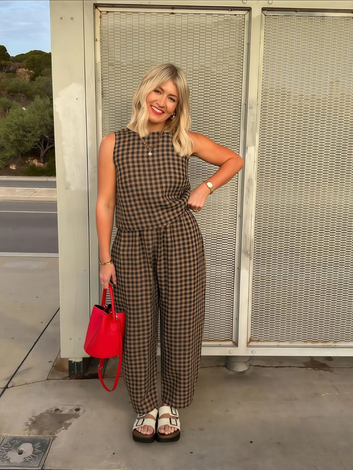 Gingham Plaid Round Neck Pocket Sleeveless Crop Tank & Gingham Plaid Wide Leg Pants, Women 2 Piece Sets