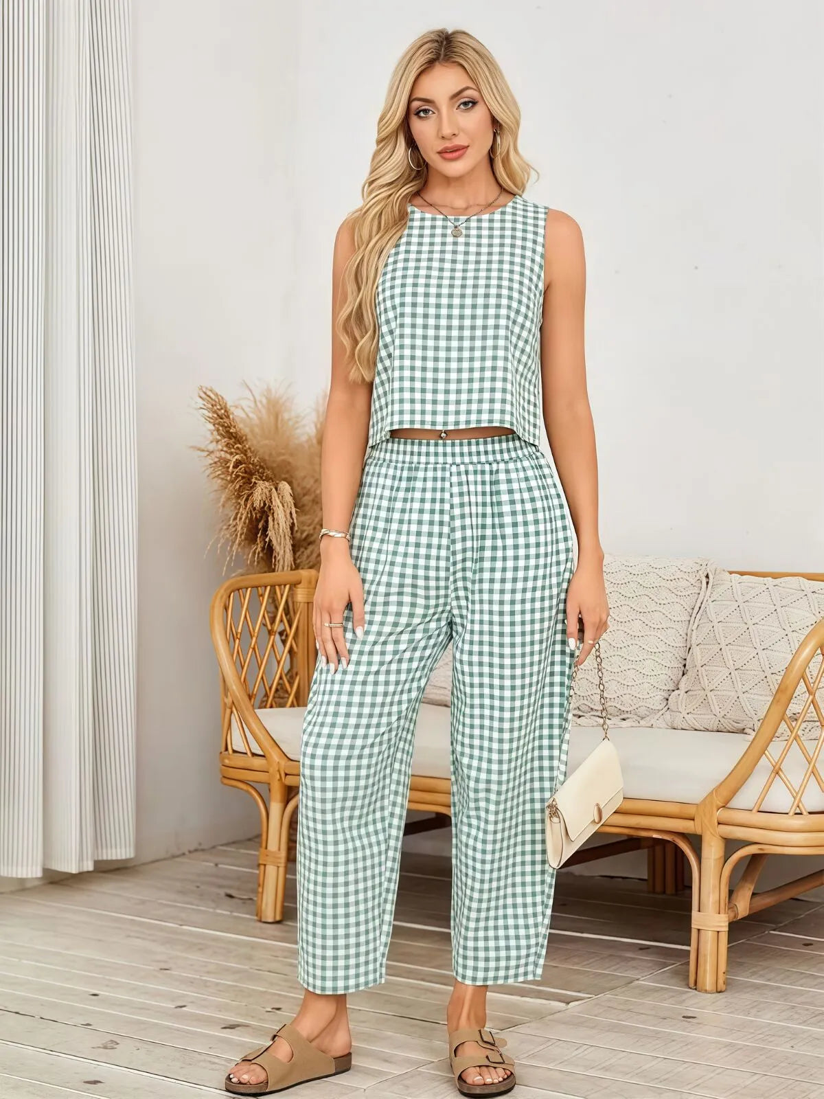 Gingham Plaid Round Neck Pocket Sleeveless Crop Tank & Gingham Plaid Wide Leg Pants, Women 2 Piece Sets