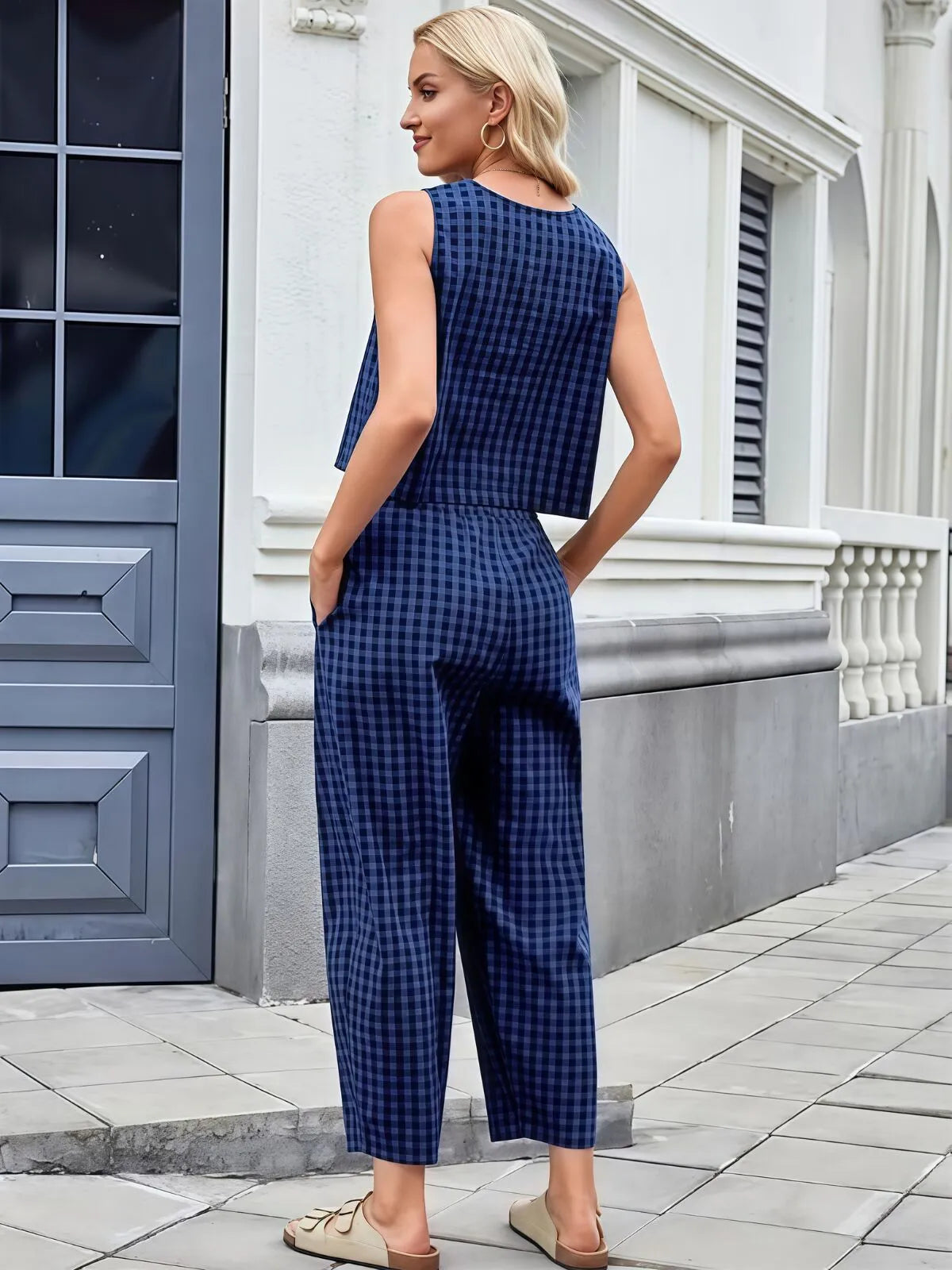 Gingham Plaid Round Neck Pocket Sleeveless Crop Tank & Gingham Plaid Wide Leg Pants, Women 2 Piece Sets
