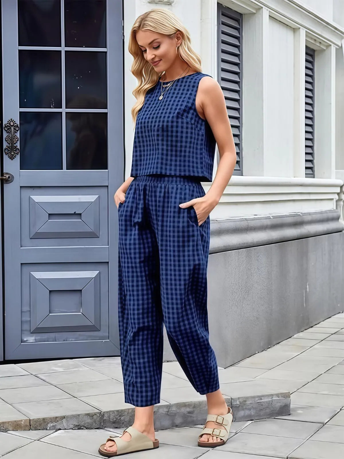 Gingham Plaid Round Neck Pocket Sleeveless Crop Tank & Gingham Plaid Wide Leg Pants, Women 2 Piece Sets