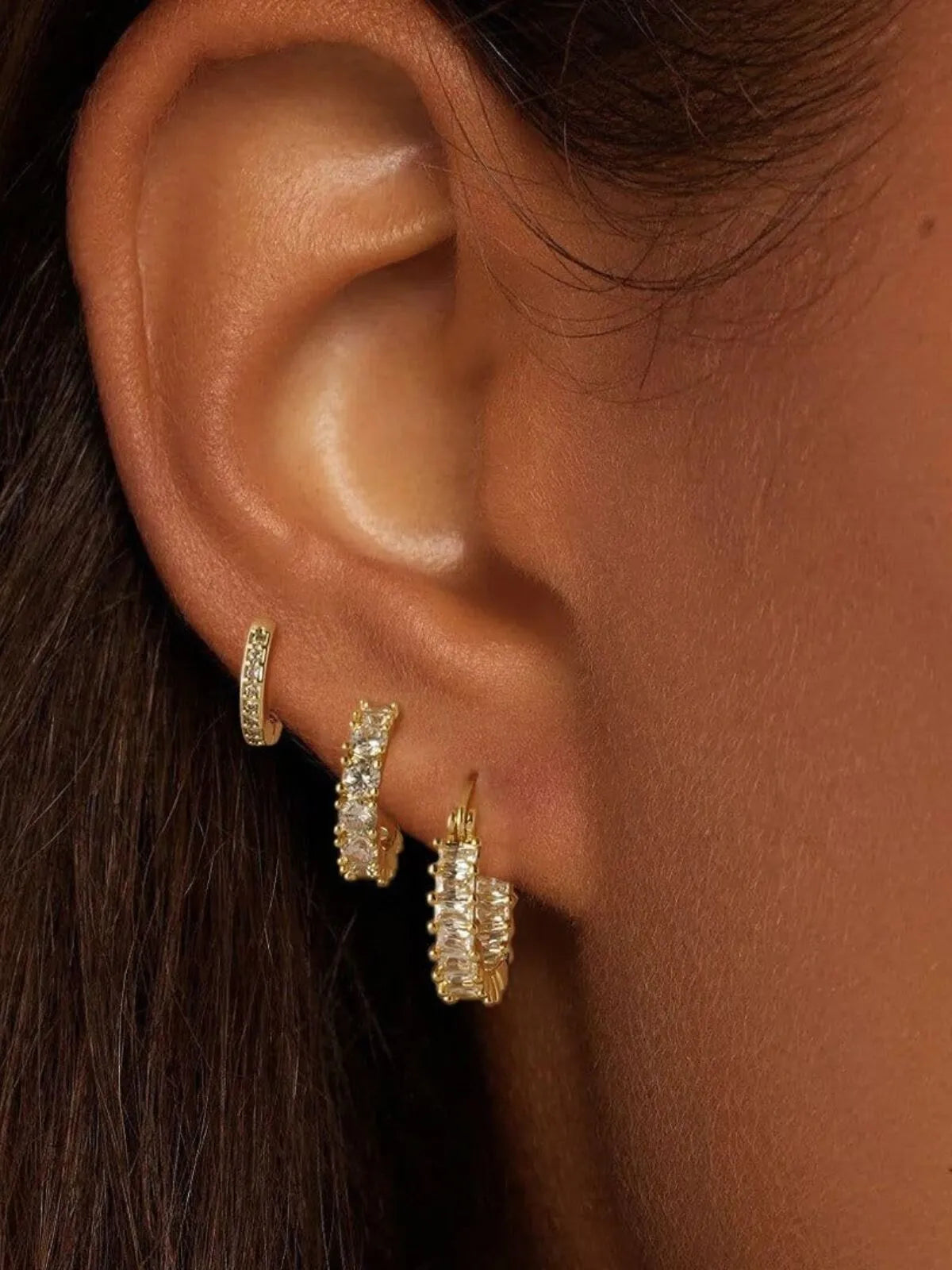 1 Pair 14K Gold-Plated Rhinestone Cubic Zirconia Hoop Earrings 