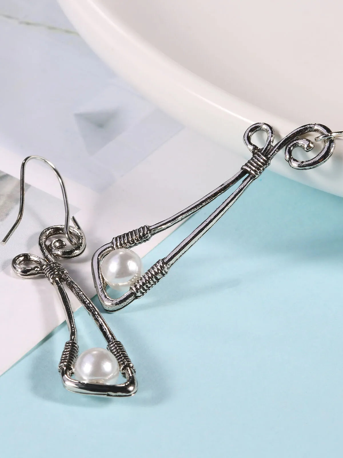 Glamorous Style 1 Pair Graphic 3D Alloy Earrings