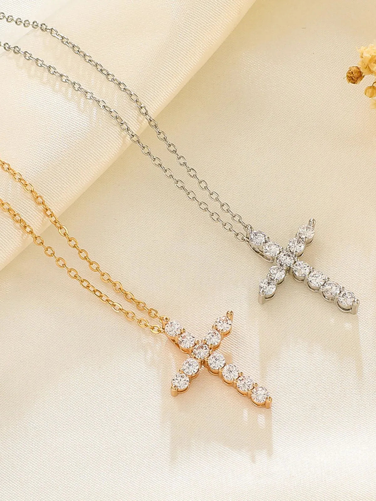 Gothic Style 1pc Rhinestone Cross Alloy Necklace