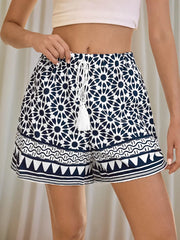 Graphic Knot Medium Rise Shorts