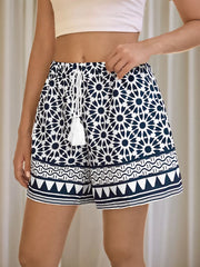Graphic Knot Medium Rise Shorts