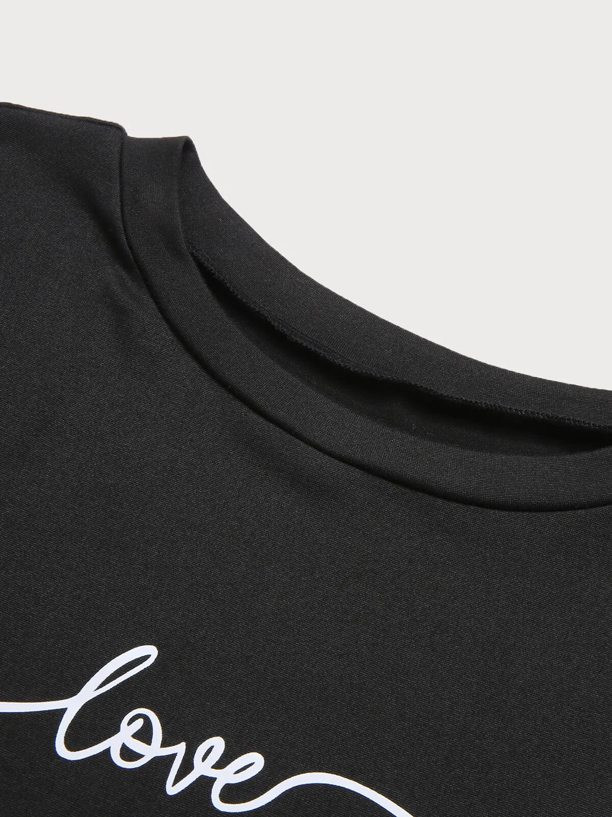 Graphic Round Neck Regular Sleeve Short Sleeve T-shirt