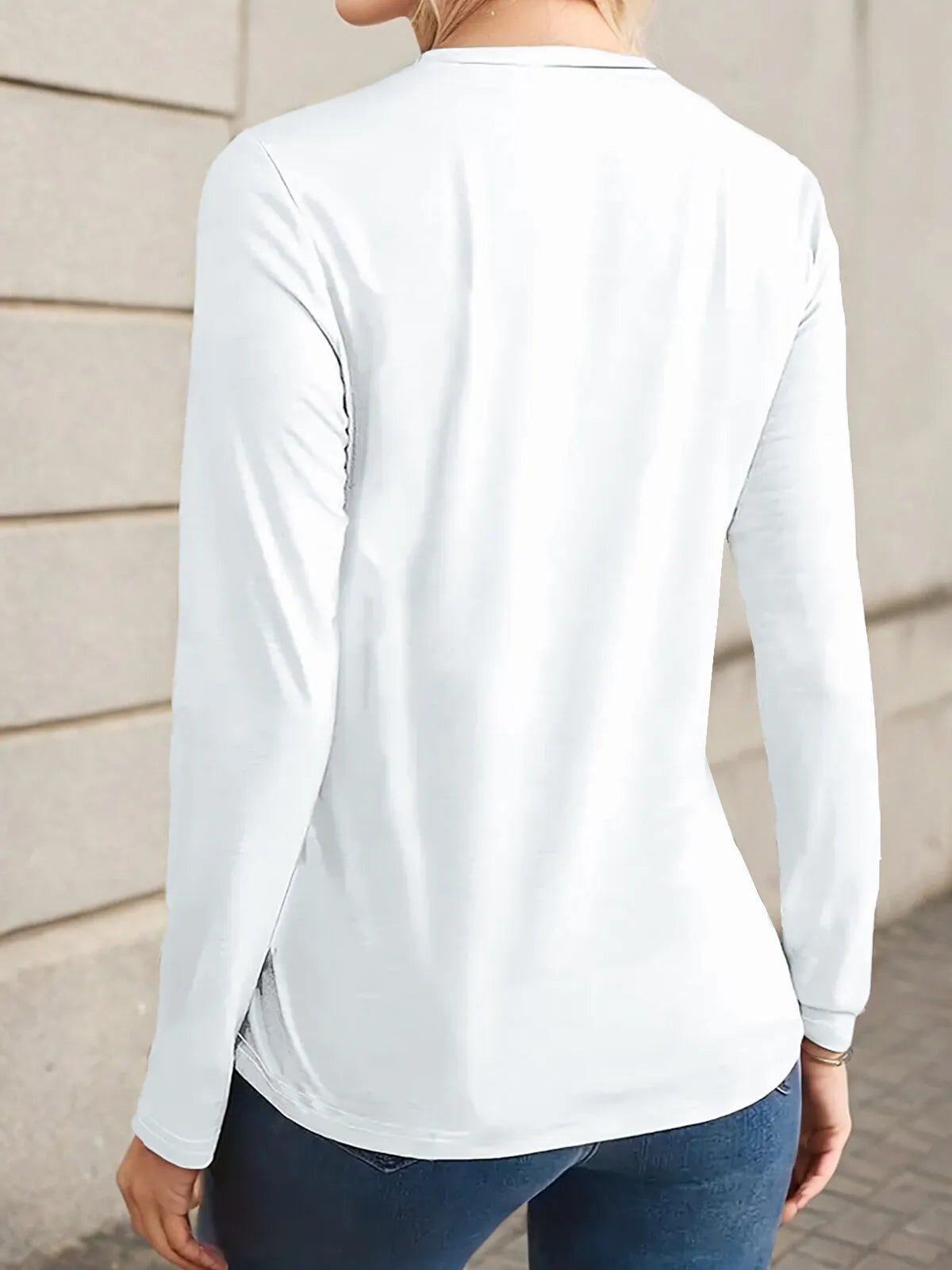 Graphic Round Neck Regular Sleeve Long Sleeve T-shirt