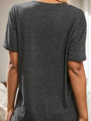 Graphic Round Neck Short Sleeve T-shirt