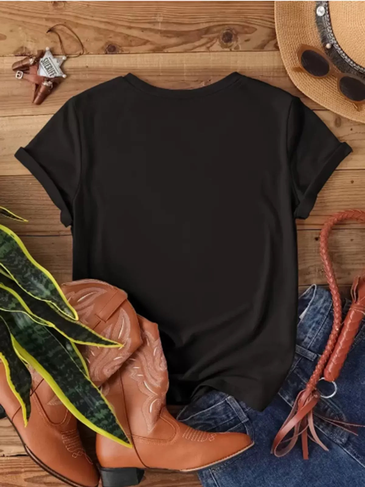 Graphic Round Neck Short Sleeve T-shirt
