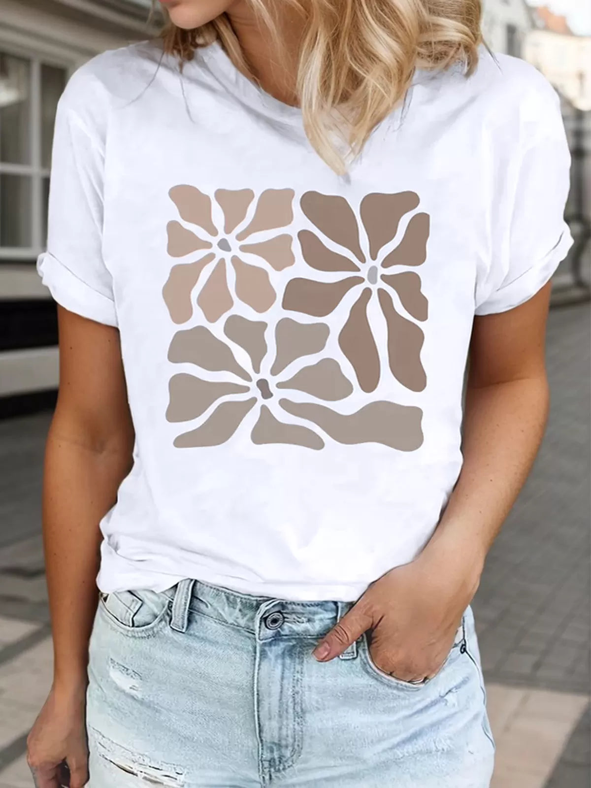 Graphic Round Neck Short Sleeve T-shirt
