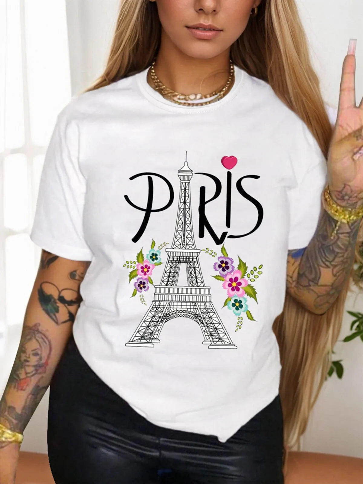 Graphic Round Neck Short Sleeve T-shirt