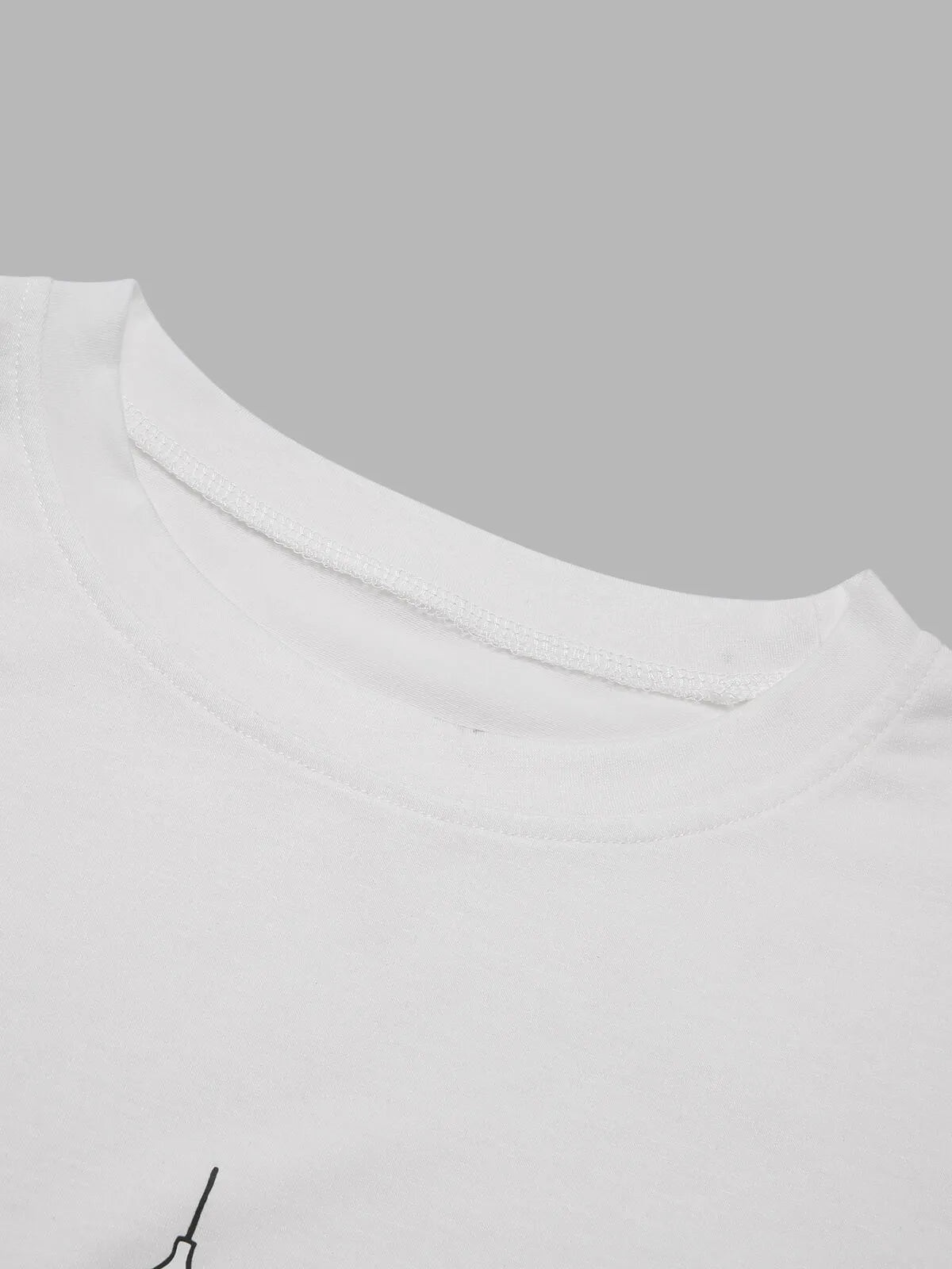 Graphic Round Neck Short Sleeve T-shirt