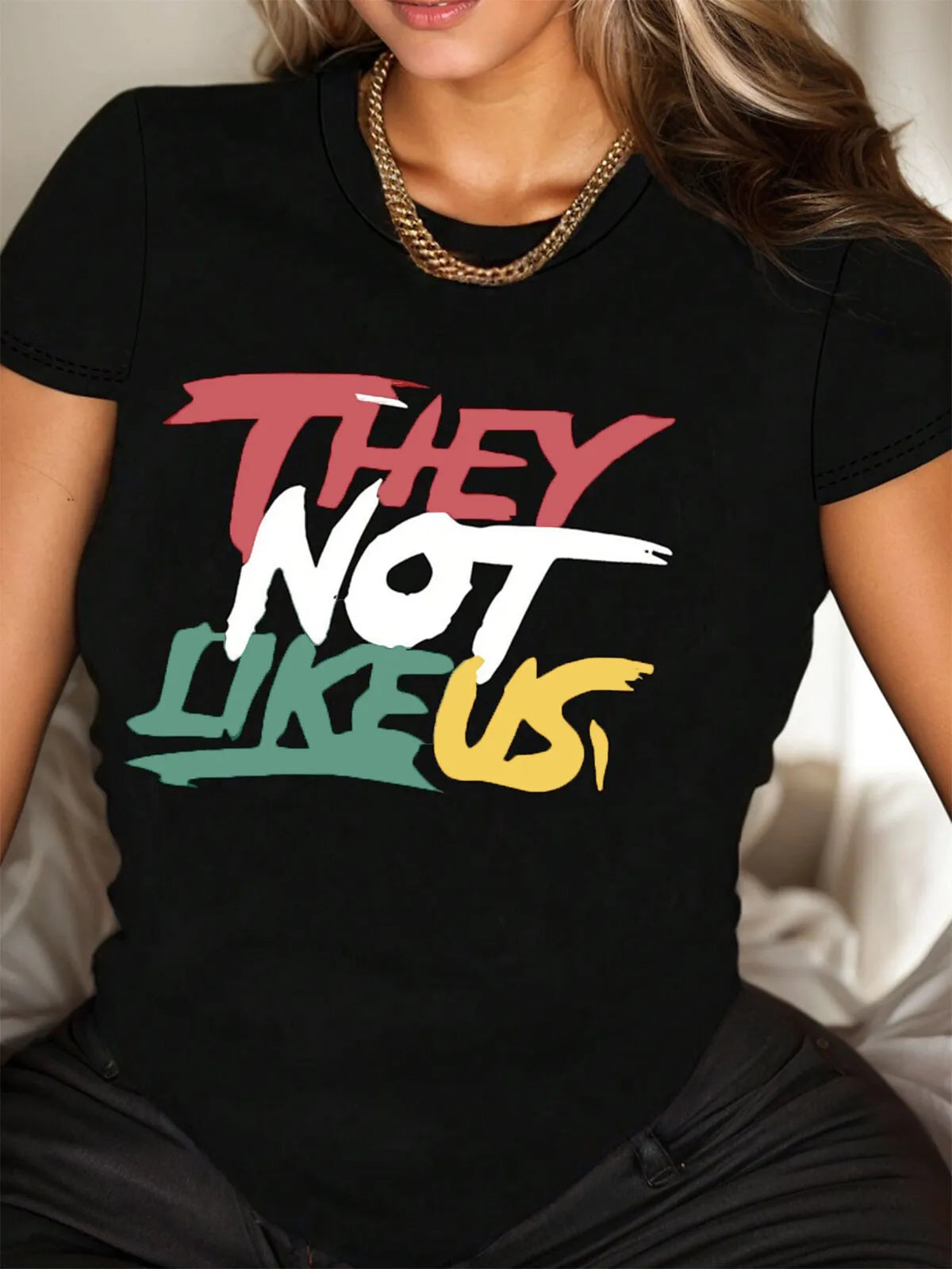 Graphic Round Neck Short Sleeve T-shirt