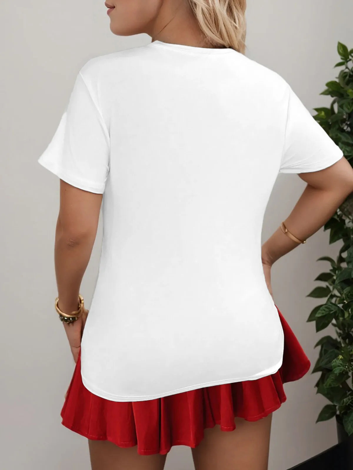 Graphic Round Neck Short Sleeve T-shirt
