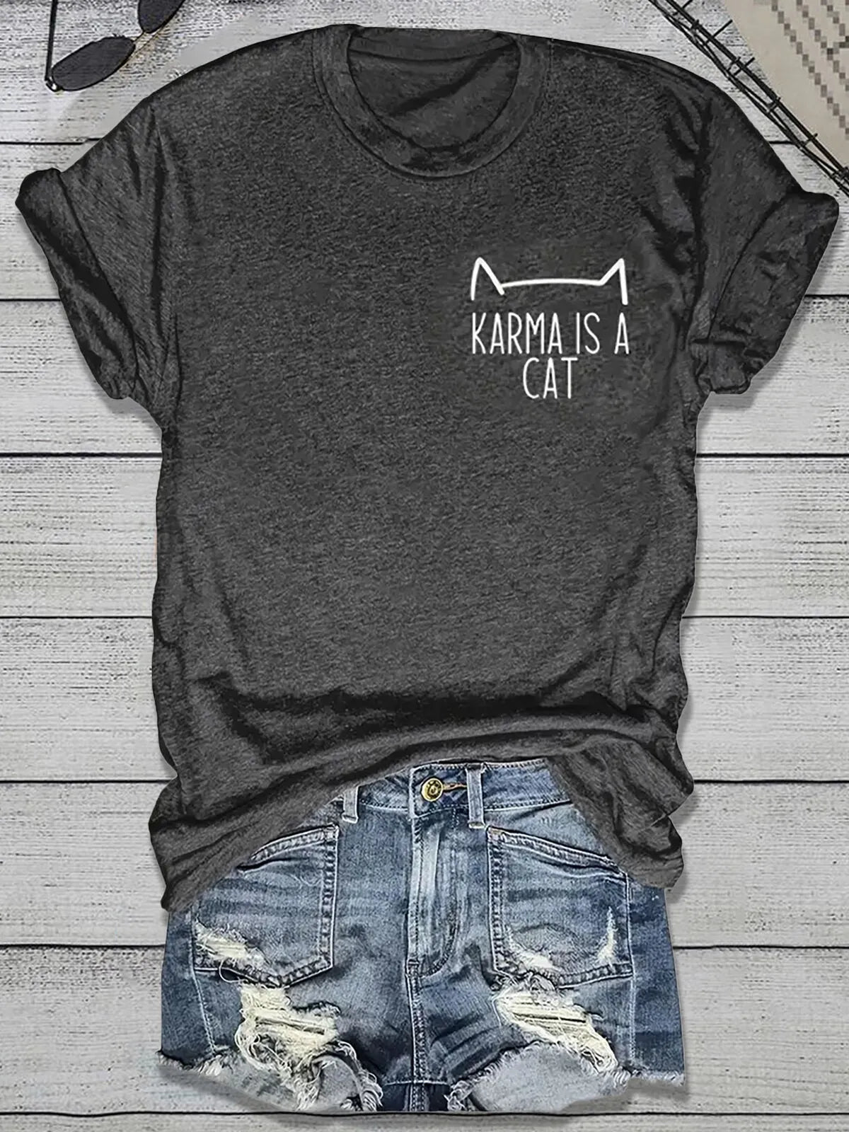 Graphic Round Neck Short Sleeve T-shirt