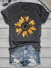 Graphic Round Neck Short Sleeve T-shirt