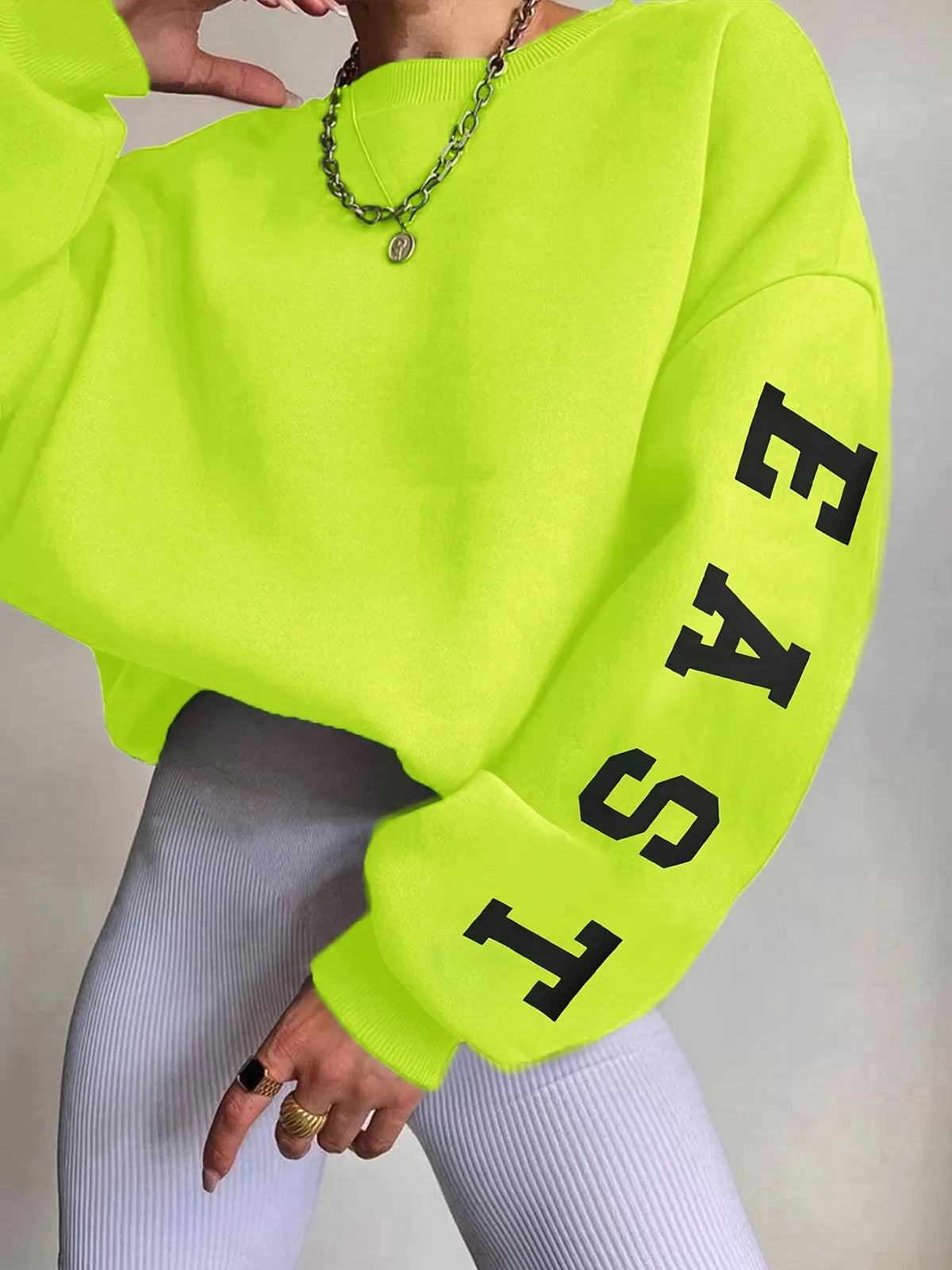 Letter Round Neck Regular Sleeve Sweatshirt